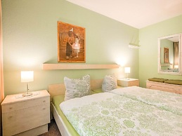 Large Holiday Apartment near Willingen with Private Garden & Terrace