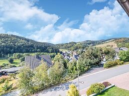 Large Holiday Apartment near Willingen with Private Garden & Terrace