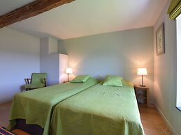 Charming Holiday Home in Humain With Private Garden