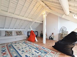 Charming Holiday Home in Humain With Private Garden