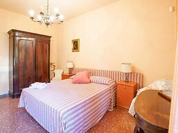 Belvilla by OYO Exquisite Villa With Garden