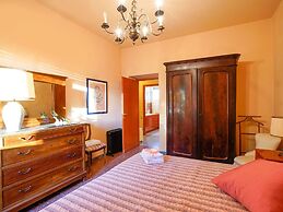 Belvilla by OYO Exquisite Villa With Garden