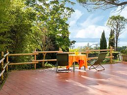Belvilla by OYO Exquisite Villa With Garden