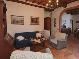 Farmhouse in Arbia Asciano With Pool