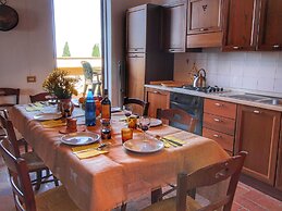 Farmhouse in Arbia Asciano With Pool