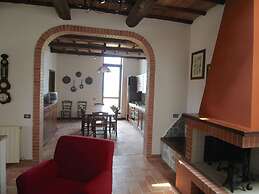 Farmhouse in Arbia Asciano With Pool