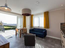 Luxury Vacation Home Close to the Beach