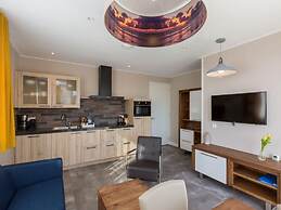 Luxury Vacation Home Close to the Beach