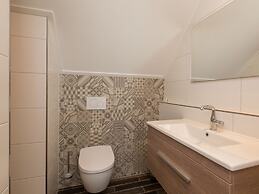 Luxury Vacation Home Close to the Beach