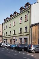 Modern and Cosy Apartment Near Krakow's Old Town
