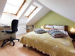 Modern and Cosy Apartment Near Krakow's Old Town