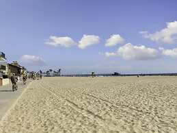 Balboa Condos by ELVR