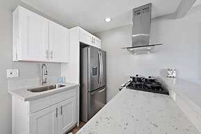 Balboa Condos by ELVR