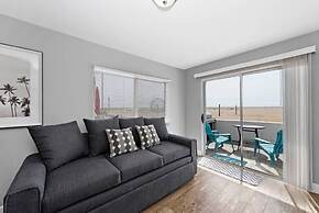 Balboa Condos by ELVR