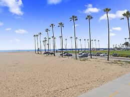 Balboa Condos by ELVR