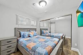 Balboa Condos by ELVR