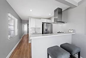 Balboa Condos by ELVR