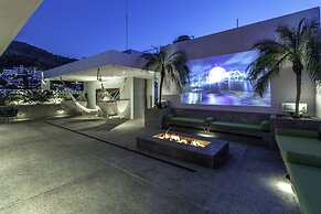 Cuale Condo Retreats