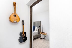 Cuale Condo Retreats