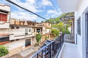 Cuale Condo Retreats