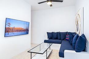 Cuale Condo Retreats