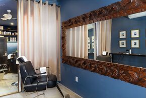 Cuale Condo Retreats