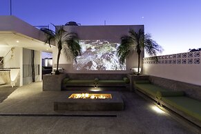 Cuale Condo Retreats