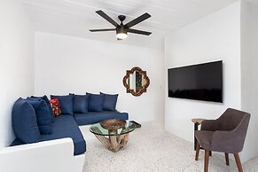 Cuale Condo Retreats