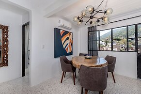 Cuale Condo Retreats