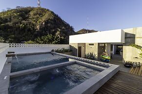 Cuale Condo Retreats