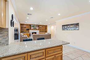 6BR Palm Springs Pool Home by ELVR -3097