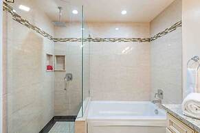 6BR Palm Springs Pool Home by ELVR -3097