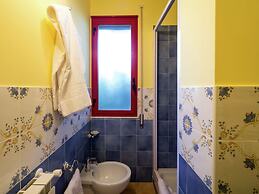 Sun-drenched Estate Close to Sciacca Near the Beach