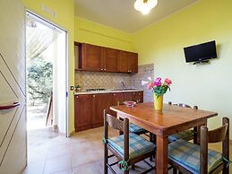 Sun-drenched Estate Close to Sciacca Near the Beach