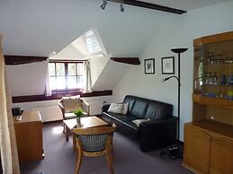 Peaceful Nature Stay in Bohon