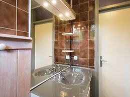 Spacious Cottage in Robertville With Swimming Pool