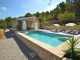 Belvilla by OYO Puigferrer