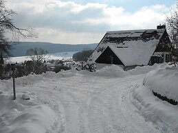 Cozy Holiday Home in Düdinghausen Sauerland near Ski Area