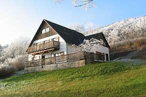 Cozy Holiday Home in Düdinghausen Sauerland near Ski Area