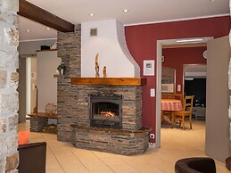 Holiday Home with Sauna, Garden, Terrace, BBQ & Fireplace