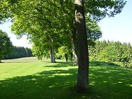 Chalet With Private Tennis Court in Humain