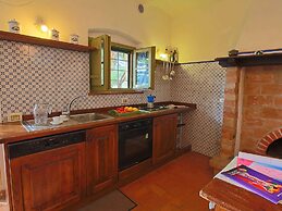 Belvilla by OYO Casolare Due