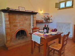 Belvilla by OYO Casolare Due