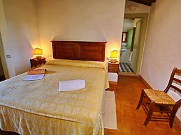 Belvilla by OYO Casolare Due