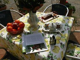 Belvilla by OYO Villa Rapolano