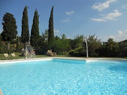 Elegant Villa in Tuscany
