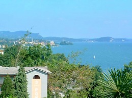 Apartment in Residence on Lake Maggiore near Beach