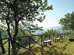 Farmhouse With a Magnificent Panorama, Swimming Pool, Near Cagli