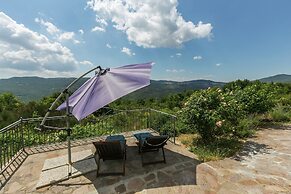 Peaceful Tuscan Escape w/ Pool