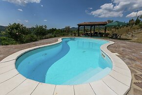 Peaceful Tuscan Escape w/ Pool